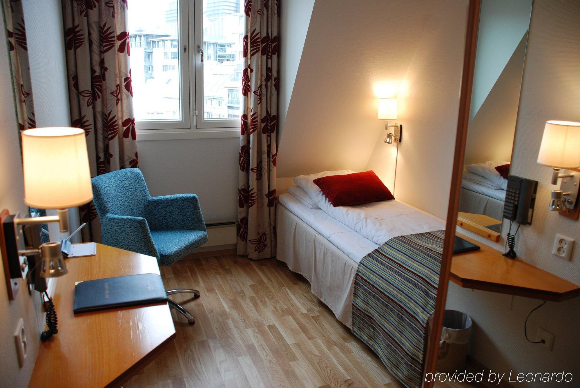 Scandic Karl Johan Осло Экстерьер фото